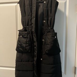 Brand new Boo Hoo Gilet size medium never worn!